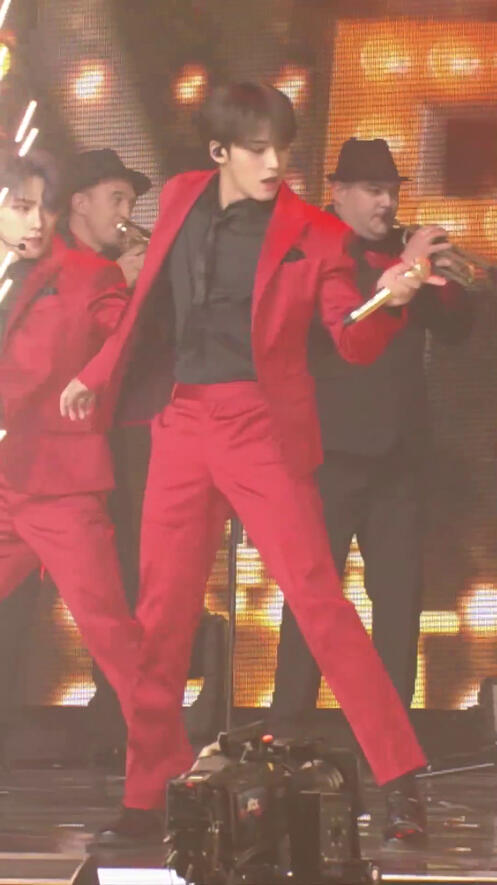 210110 gda left &amp; right